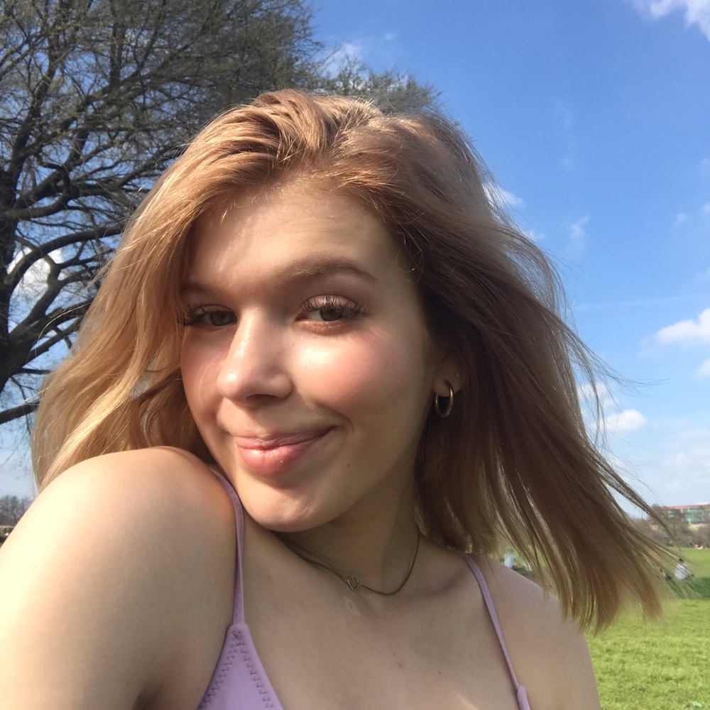 Meet your Posher, Nicole